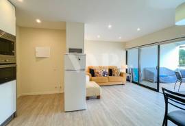 1 Bedroom Apartment with Pool within Walking Distance of Vilamoura Marina