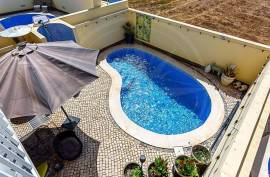 Modern 3 bedroom Townhouse with pool & studio near beaches and town Modern 3 bedroom Townhouse with pool & studio near beaches and town