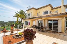 Luxury 4 Bed Villa & 1 Bed Annex For Sale In Tavira Portugal