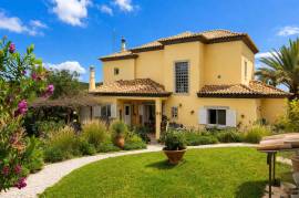 Luxury 4 Bed Villa & 1 Bed Annex For Sale In Tavira Portugal
