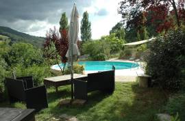 Stunning 8 Bedroom Farmhouse And Vineyard For Sale in Gualdo Tadino Umbria Italy Stunning 8 Bedroom Farmhouse And Vineyard For Sale in Gualdo Tadino Umbria Italy