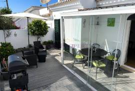2 Bedroom Linked Villa in Espiche 2 Bedroom Linked Villa in Espiche