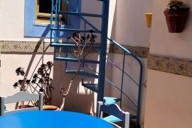 T3+1 House in Espiche With Annexe T3+1 House in Espiche With Annexe