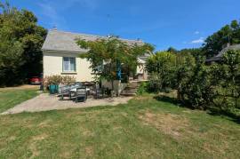 Houses for sale - 4 rooms - 86 m2 - MALESTROIT - (56140) Houses for sale - 4 rooms - 86 m2 - MALESTROIT - (56140)
