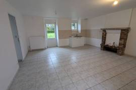 Houses for rent - 4 rooms - 64 m2 - BRIGNAC - (56430)
