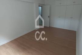 2 bedroom apartment with closed garage and additional parking - Circunvalação 2 bedroom apartment with closed garage and additional parking - Circunvalação