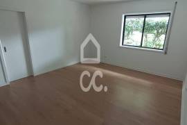 2 bedroom apartment with closed garage and additional parking - Circunvalação 2 bedroom apartment with closed garage and additional parking - Circunvalação