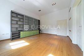Osijek, City center, commercial space for sale in an Art Nouveau building, 107 m²