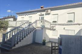 Jadranovo, house with three apartments, sea view, parking and garden, close to the sea