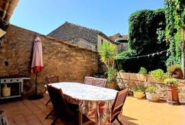 Delightful Character Stone House With 145 M2 Of Living Space Offering 3 Bedrooms, Workshop, Large Garage, Patio And South-Facing Terrace. Delightful Character Stone House With 145 M2 Of Living Space Offering 3 Bedrooms, Workshop, Large Garage, Patio And South-Facing Terrace.