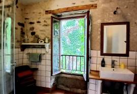 Delightful Character Stone House With 145 M2 Of Living Space Offering 3 Bedrooms, Workshop, Large Garage, Patio And South-Facing Terrace. Delightful Character Stone House With 145 M2 Of Living Space Offering 3 Bedrooms, Workshop, Large Garage, Patio And South-Facing Terrace.