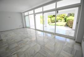 listing listing