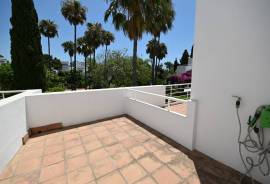 listing listing