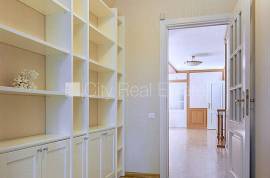 Detached house for rent in Jurmala, 400.00m2 Detached house for rent in Jurmala, 400.00m2