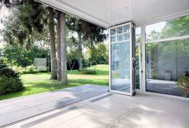Detached house for rent in Jurmala, 400.00m2 Detached house for rent in Jurmala, 400.00m2