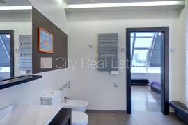 Apartment for rent in Riga, 200.00m2 Apartment for rent in Riga, 200.00m2