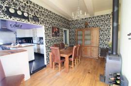 6 room, 170m2 Vineyard residence for sale in Magalas - 299 000 € * 6 room, 170m2 Vineyard residence for sale in Magalas - 299 000 € *