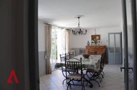 9 room, 270m2 Character property for sale in Magalas - 569 000 € * 9 room, 270m2 Character property for sale in Magalas - 569 000 € *