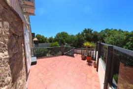 4 room, 157m2 Stone house for sale in Neffies - 350 000 € * 4 room, 157m2 Stone house for sale in Neffies - 350 000 € *