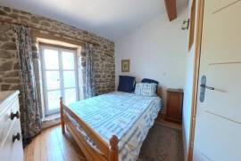 4 room, 157m2 Stone house for sale in Neffies - 350 000 € * 4 room, 157m2 Stone house for sale in Neffies - 350 000 € *