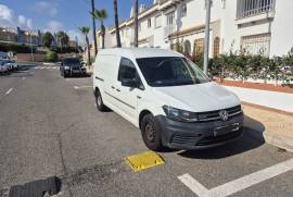 Boulangerie entièrement équipée avec véhicule à vendre – Almoradí, Espagne Boulangerie entièrement équipée avec véhicule à vendre – Almoradí, Espagne