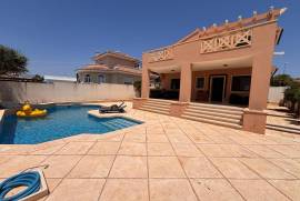 listing listing