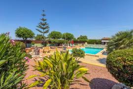 listing listing