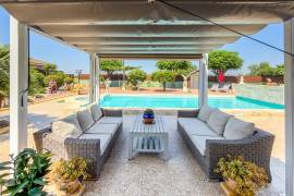 listing listing