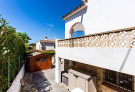 listing listing
