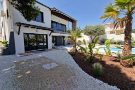 listing listing