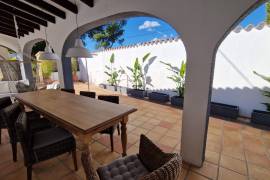 listing listing