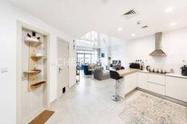 Fully Furnished | Big Layout | Vacant Soon
