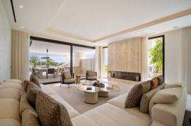 Designer Duplex Living in the Prestigious Gated Urbanisation Epic - Marbella Golden Mile