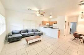 Spacious 1 bed condo, Whistler Pass, Fairbanks, George Town