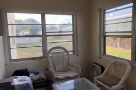 Prime Five-Unit Investment Property in Walkers Rd,George Town, Grand Cayman, Cayman Islands