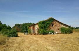 Detached Barn Conversion To Finish Renovating, On A Plot Of Over 4000m2 - €159570