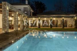 Apartment Complex 640 sq.m for sale