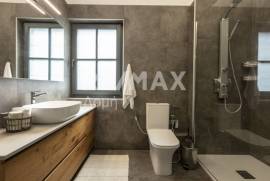 Apartment Complex 640 sq.m for sale
