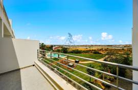 1 Bedroom Apartment with Garage in Luxury Condominium with Outdoor and Indoor Pool, Gym and Leisure Areas - Portimão