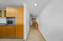 1 Bedroom Apartment with Garage in Luxury Condominium with Outdoor and Indoor Pool, Gym and Leisure Areas - Portimão