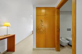 1 Bedroom Apartment with Garage in Luxury Condominium with Outdoor and Indoor Pool, Gym and Leisure Areas - Portimão