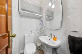 Furnished 3 bedroom duplex apartment, 3 bathroom, terrace, sea view in Armação de Pêra . Furnished 3 bedroom duplex apartment, 3 bathroom, terrace, sea view in Armação de Pêra .