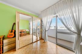 Very Bright 3 Bedroom with Large Rooms and Excellent Accessibility in Portimão Very Bright 3 Bedroom with Large Rooms and Excellent Accessibility in Portimão