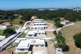 Moradia T3 com piscina junto ao centro das Caldas da Rainha Moradia T3 com piscina junto ao centro das Caldas da Rainha