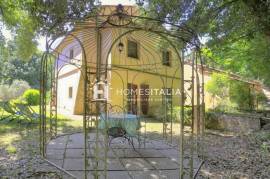 Corner Villa with Garden and Communal Pool