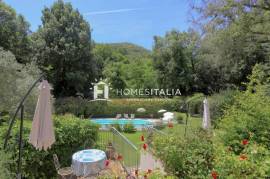 Corner Villa with Garden and Communal Pool