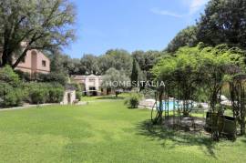Corner Villa with Garden and Communal Pool