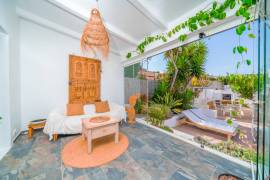 listing listing