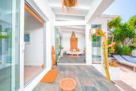listing listing