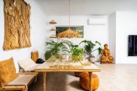listing listing